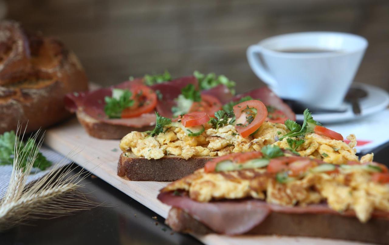 Stadthotel Lohne, Self Check In, Mit Baeckerei Und Cafe Löhne 外观 照片